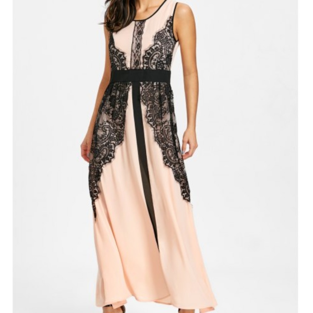 SOFT & CHIC💟 Lace Insert Maxi Dress - Picture 2 of 6